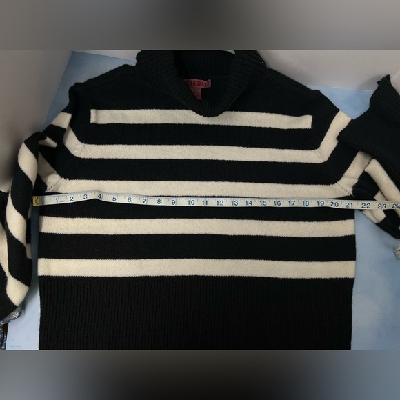 Coco & Shy high quality sweater size medium  excellent condition - Picture 7 of 9